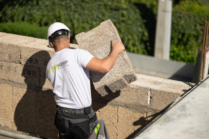 bouwblokken in hennep