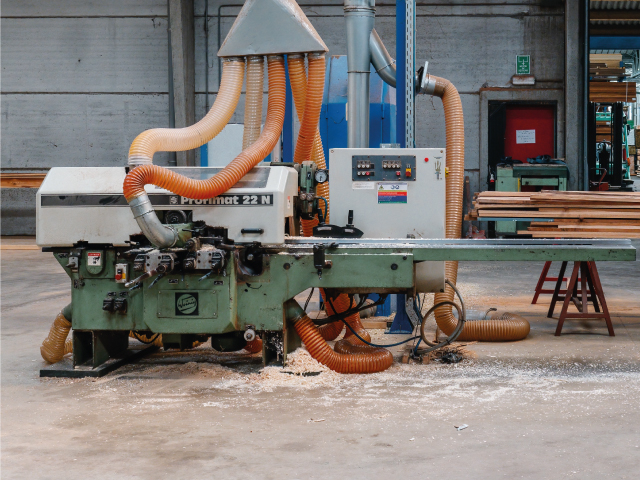 Service façonnage bois, atelier à Lambermont